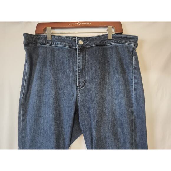 Anthropologie Pilcro Dark Wash Womens Flare Leg Jeans 18W X 30.5 - Picture 3 of 6